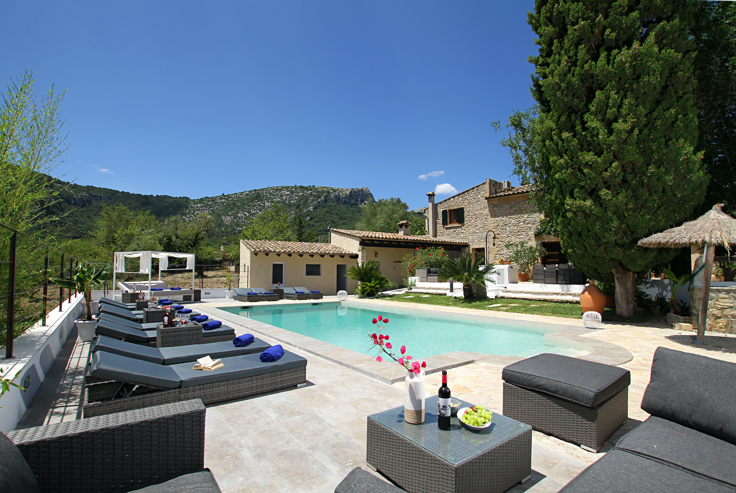 Villa Jaume Ramona exterior